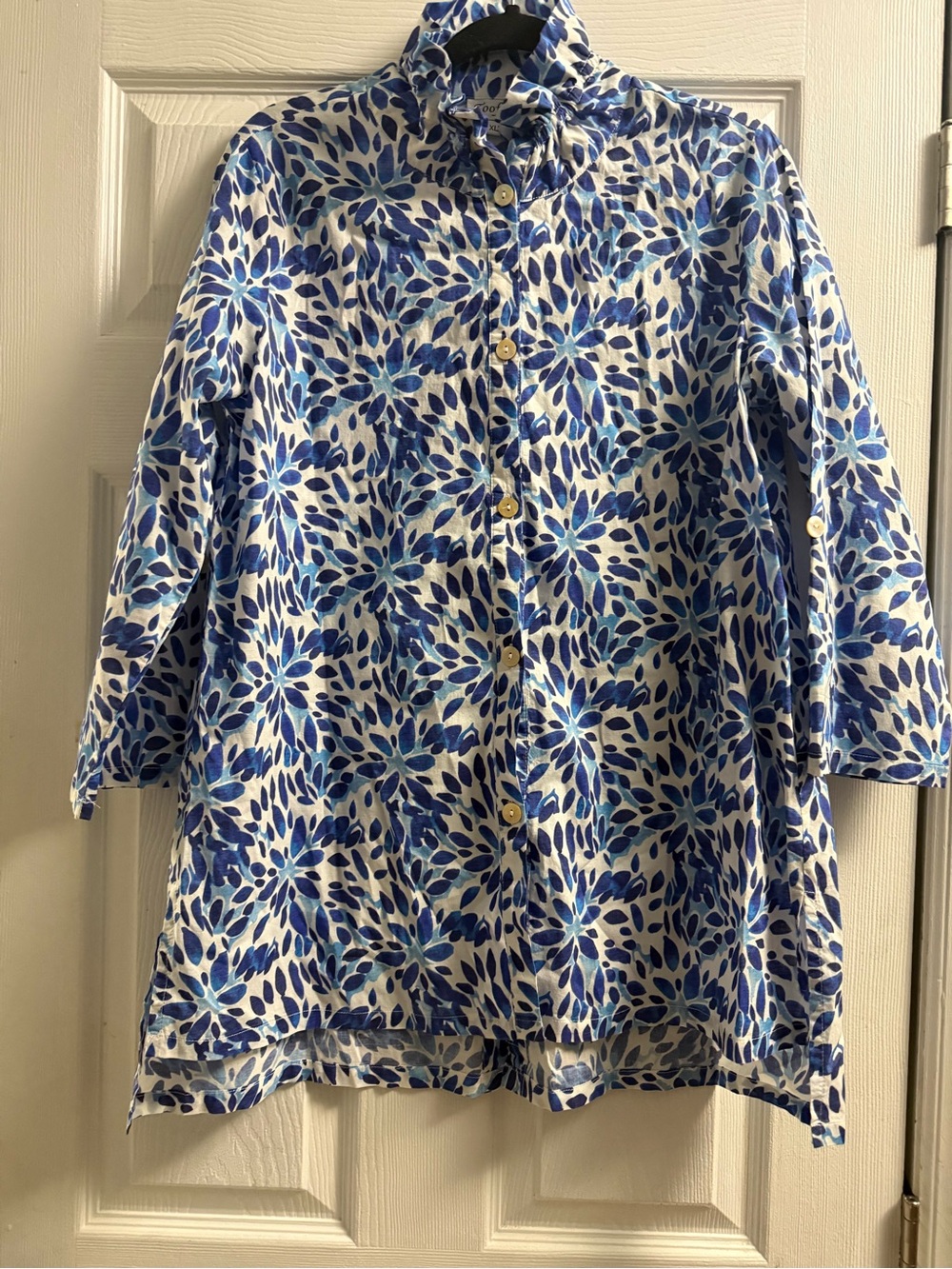 Toofan Ruffled Collar Button Down Floral Tunic With Roll Tab Sleeves Size XL
